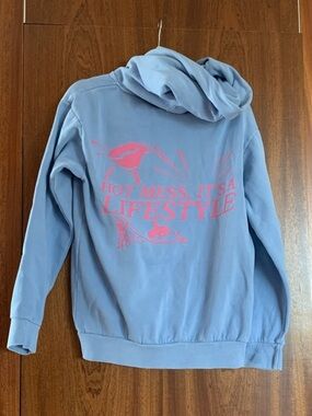 Alix Earle Hot Mess, it’s a lifestyle hoodie